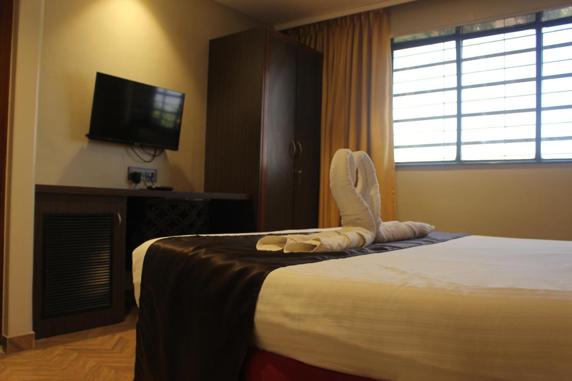 Gulf Hotel Mumbai- The Boutique Hotel Colaba มุมไบ ภายนอก รูปภาพ