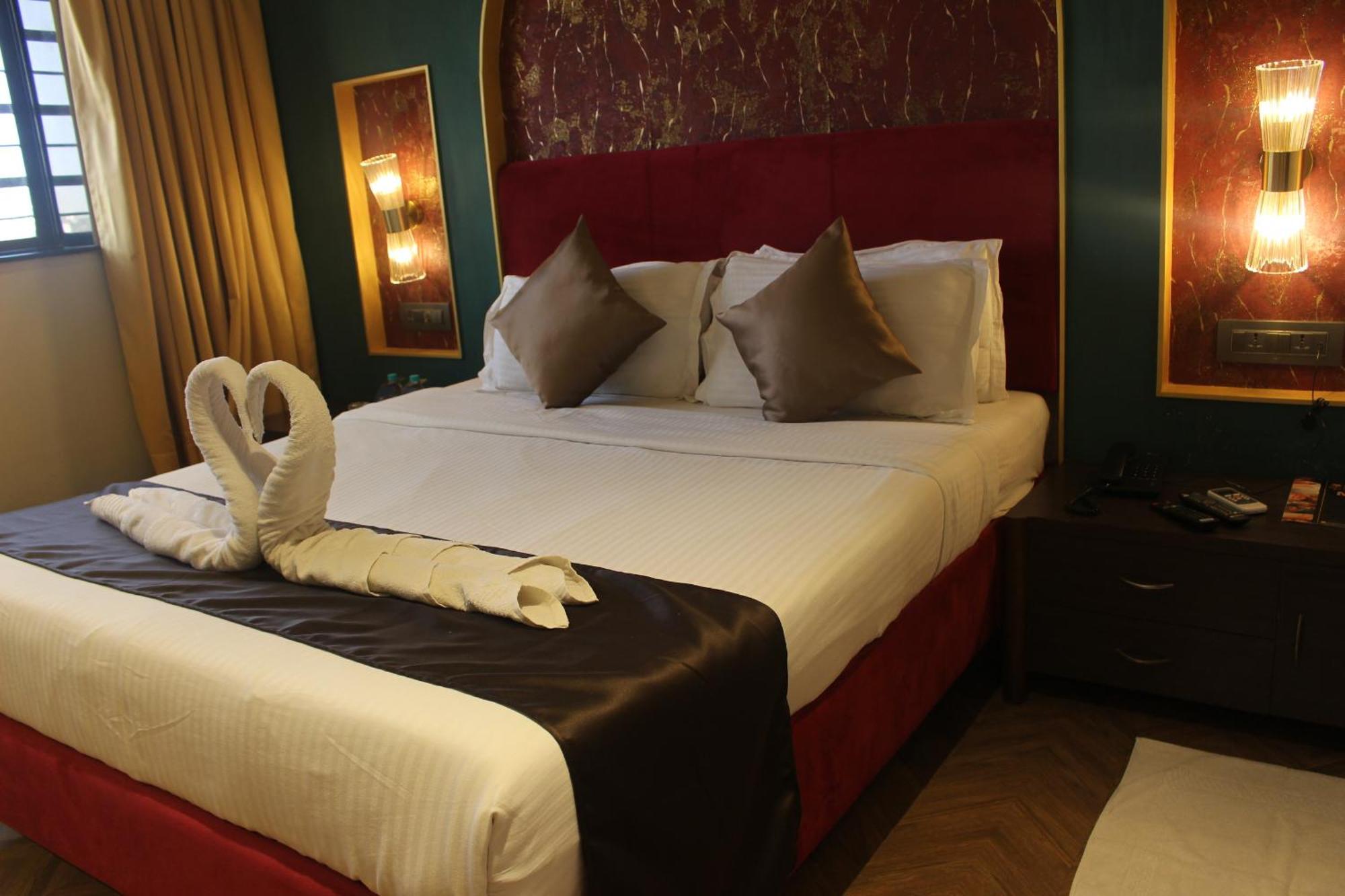 Gulf Hotel Mumbai- The Boutique Hotel Colaba มุมไบ ภายนอก รูปภาพ