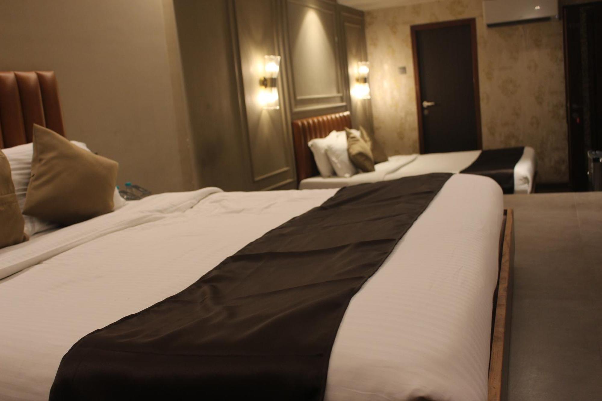 Gulf Hotel Mumbai- The Boutique Hotel Colaba มุมไบ ภายนอก รูปภาพ