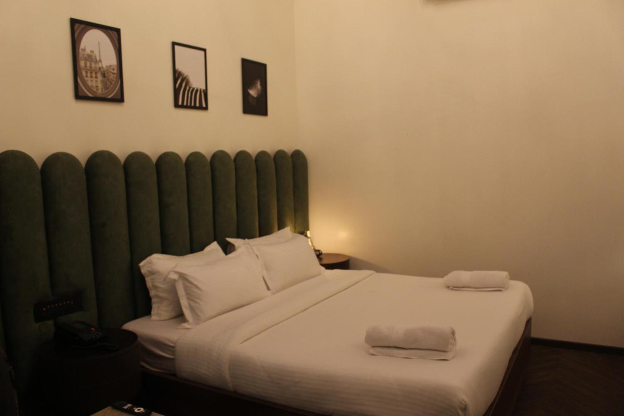 Gulf Hotel Mumbai- The Boutique Hotel Colaba มุมไบ ภายนอก รูปภาพ