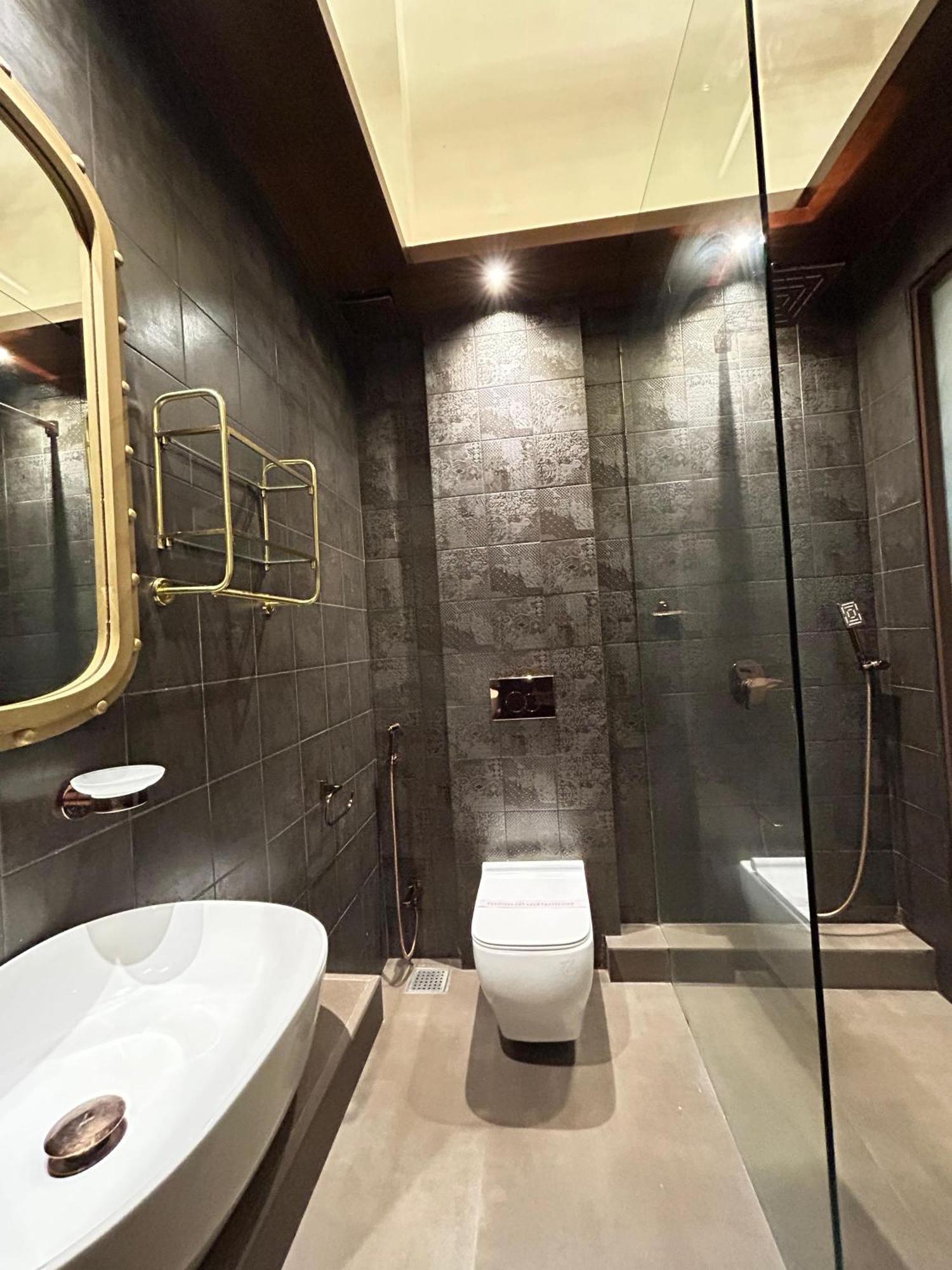 Gulf Hotel Mumbai- The Boutique Hotel Colaba มุมไบ ภายนอก รูปภาพ