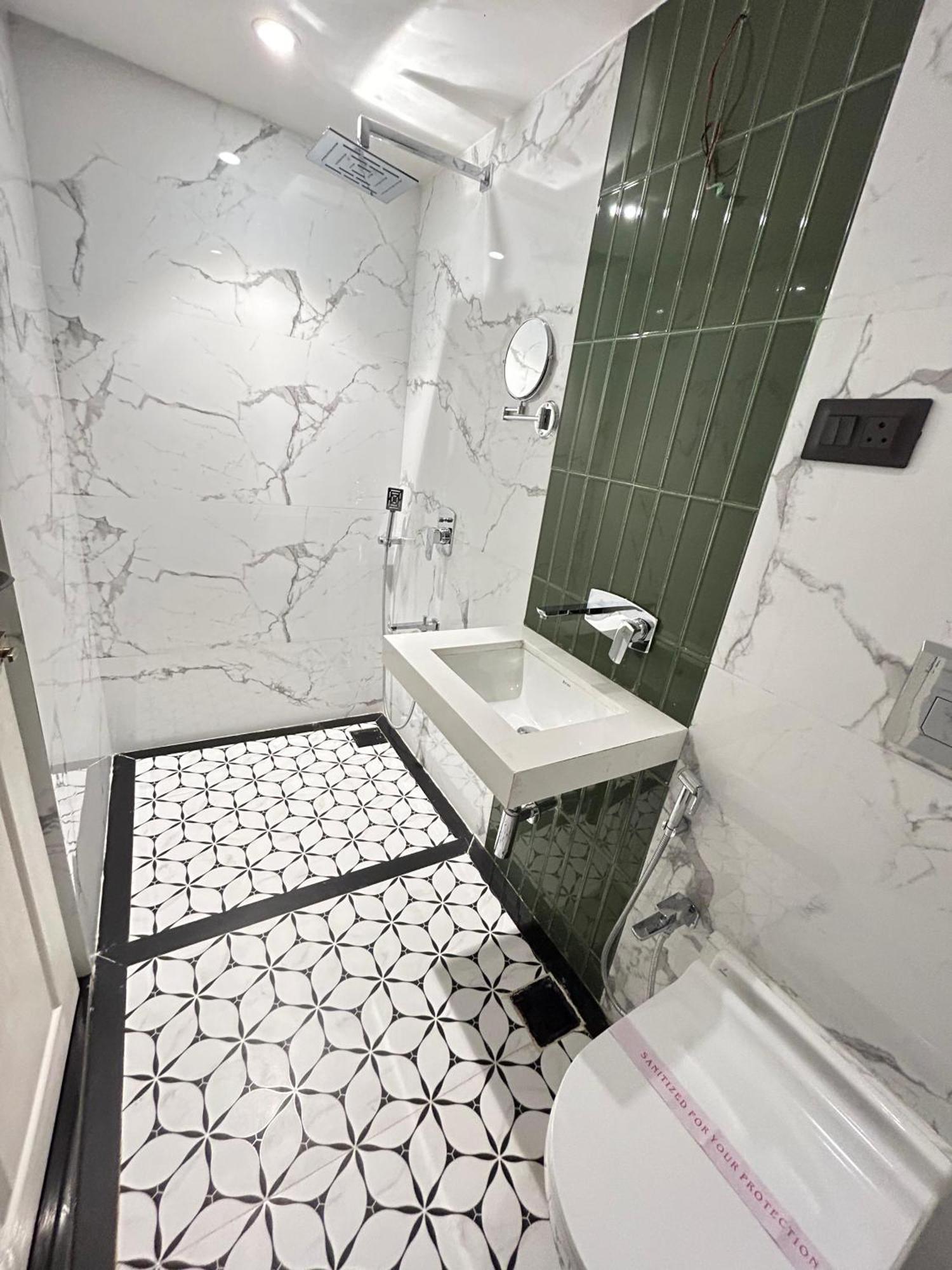 Gulf Hotel Mumbai- The Boutique Hotel Colaba มุมไบ ภายนอก รูปภาพ